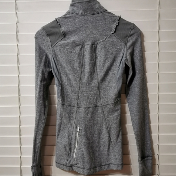 Lululemon Run: Your Heart Out Pullover - Picture 4 of 10